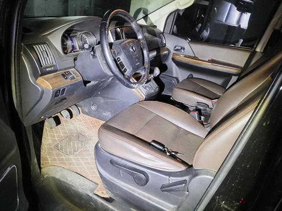 [广州·粤A] 二手东风风行风行CM72018款 经典版 2.0T 手动豪华型