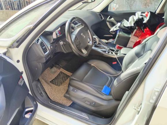 [南京·苏A] 二手DSDS 52014款 1.6T 豪华版THP160