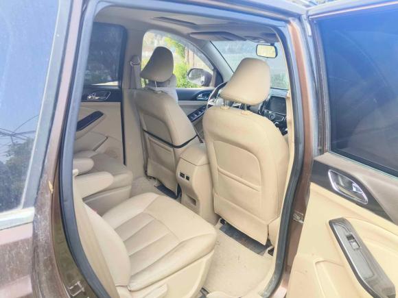 [佛山·粤R] 二手宝骏宝骏7302014款 1.5L 手动豪华型 7座