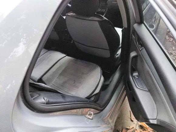 [深圳·粤Y] 二手斯柯达速派2016款 TSI280 DSG前行版