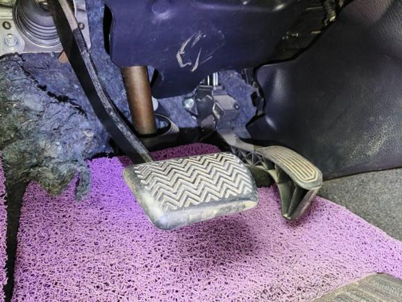 [深圳·湘M] 二手丰田雷凌2017款 改款双擎 1.8H GS E-CVT精英天窗版 国V