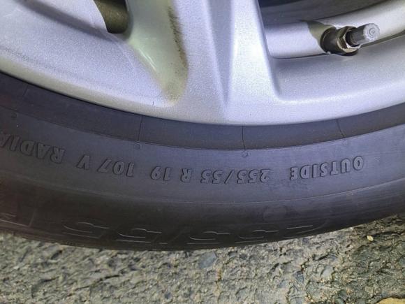 [深圳·粤B] 二手蔚来蔚来ES82018款 355KM 基准版 六座版