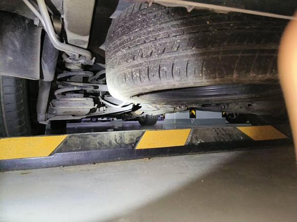 [深圳·粤B] 二手奔驰奔驰V级2018款 V 260 AMG 运动版 国VI