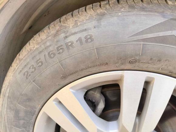 [武汉·鄂L] 二手凯迪拉克凯迪拉克SRX2012款 3.0L 舒适型