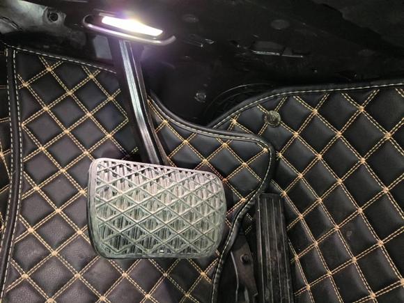 [深圳·粤B] 二手奔驰奔驰C级2021款 C 260 L 运动版