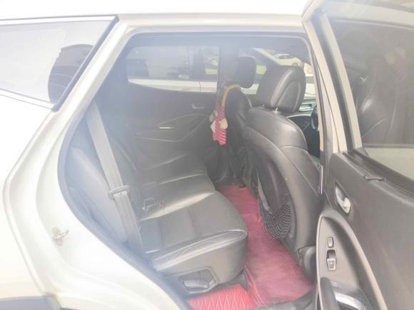 [青岛·鲁U] 二手现代胜达2013款 2.0T 自动四驱尊贵型