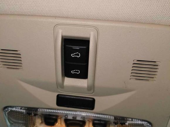 [温州·浙C] 二手路虎神行者22015款 2.0T Si4 HSE Luxury典藏版