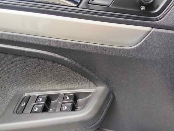 [武汉·鄂A] 二手大众朗逸2017款 1.6L 自动风尚版