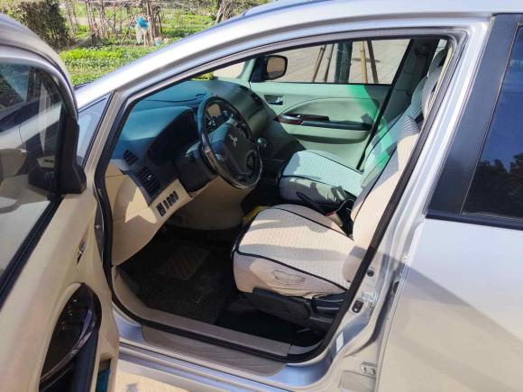 [义乌·晋A] 二手三菱格蓝迪2007款 2.4 七座舒适版