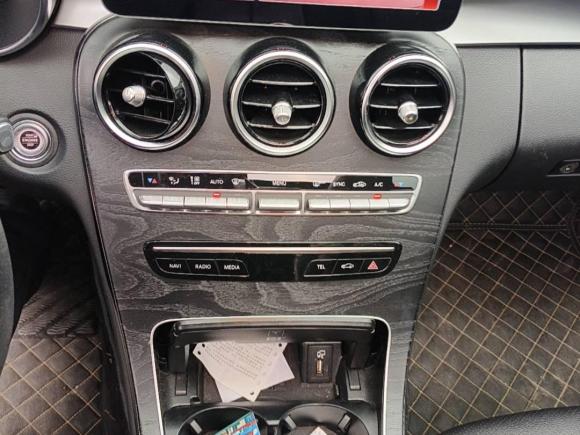 [无锡·苏U] 二手奔驰奔驰C级2019款 改款 C 260 L 运动版