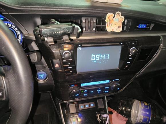 [苏州·苏E] 二手丰田卡罗拉2016款 双擎 1.8L E-CVT精英版