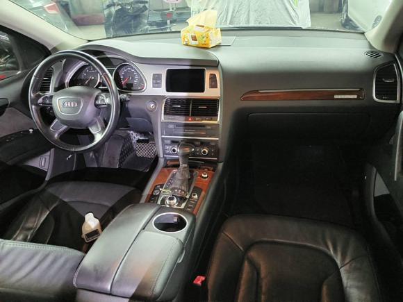 [上海·沪F] 二手奥迪奥迪Q72013款 35 TFSI 技术型