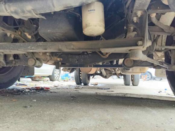 [武汉·鄂W] 二手依维柯依维柯得意2017款 2.5T A40客车7座47Z5