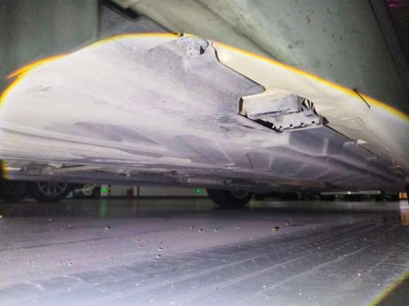 [深圳·粤L] 二手奔驰奔驰C级2017款 C 200 L 运动版