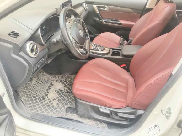 [上海·沪A] 二手北京汽车北京EU52019款 R500 智风版