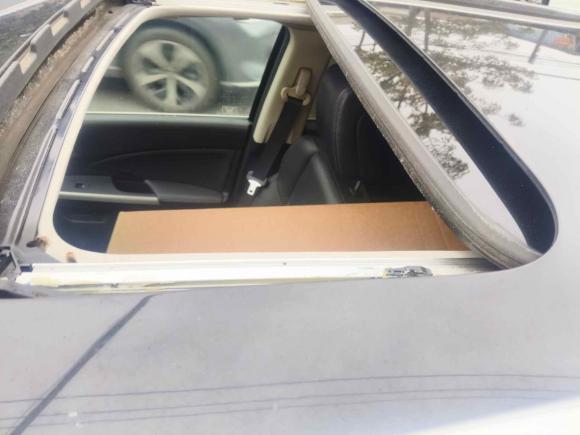 [广州·粤A] 二手本田本田CR-V2013款 2.4L 两驱豪华版