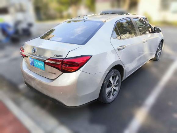 [上海·沪D] 二手丰田雷凌2017款 改款双擎 1.8H V E-CVT豪华版 国V