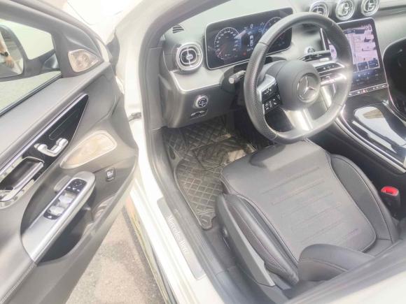 [南京·苏A] 二手奔驰奔驰C级2023款 改款二 C 260 L 运动版