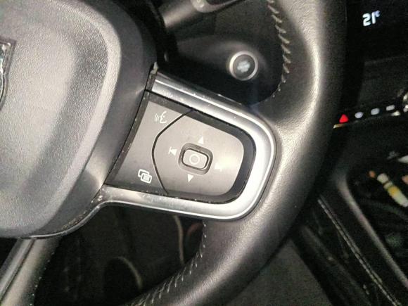 [杭州·浙D] 二手沃尔沃沃尔沃XC402020款 T3 智行时尚版