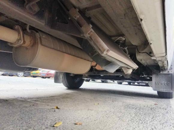 [杭州·浙A] 二手依维柯依维柯得意2017款 2.5T A35客车5-7座47Z5