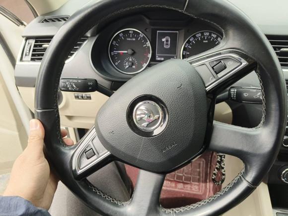 [西安·陕A] 二手斯柯达明锐2015款 1.6L 自动逸俊版