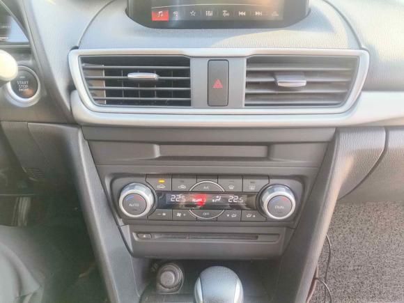 [上海·沪C] 二手马自达马自达3 昂克赛拉2017款 三厢 1.5L 自动豪华型 国V