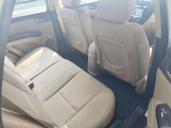 [上海·皖L] 二手起亚狮跑2012款 2.0L 自动两驱版GL