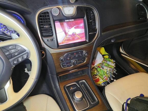 [成都·川A] 二手克莱斯勒克莱斯勒300C2014款 3.0L 卓越版