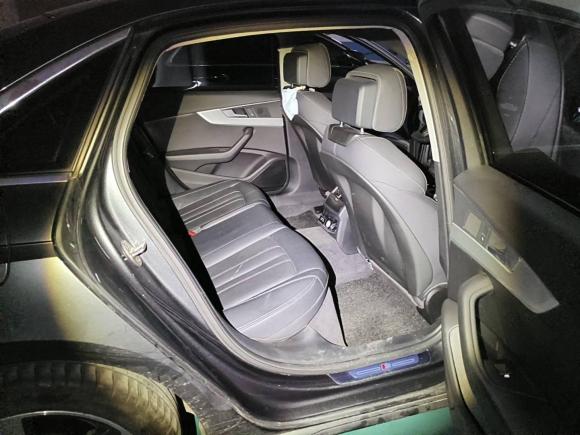 [杭州·浙A] 二手奥迪奥迪A4L2020款 40 TFSI 时尚动感型