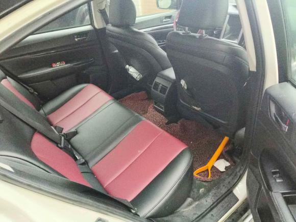 [广州·粤X] 二手斯巴鲁力狮2010款 2.5GT豪华版