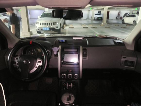 [西安·陕A] 二手日产奇骏2010款 2.5L CVT旗舰版 4WD