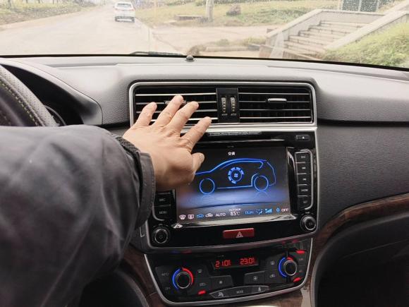 [义乌·浙G] 二手哈弗哈弗H62015款 改款 运动版 1.5T 手动两驱精英型