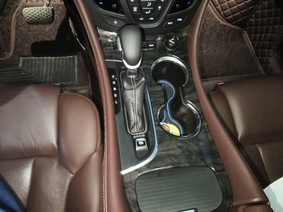 [成都·川A] 二手别克昂科威Plus2016款 28T 四驱豪华型