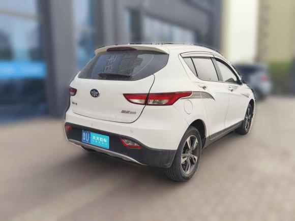 [青岛·鲁U] 二手一汽骏派D602015款 1.8L 自动尊贵型