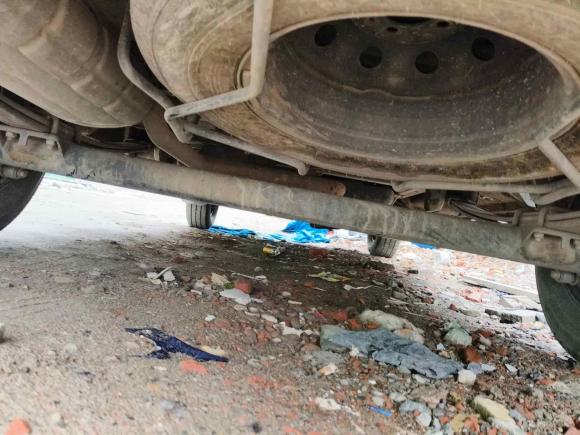 [宁波·浙B] 二手大通新途V802021款 2.0T 手动经典傲运通短轴中顶5/6座