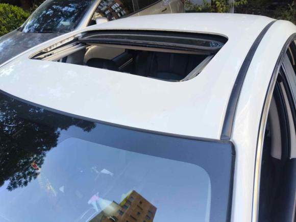 [上海·沪B] 二手本田思域2016款 220TURBO CVT尊贵版