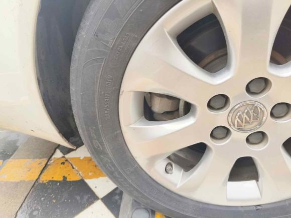 [广州·粤E] 二手别克君威2015款 1.6T 精英技术型