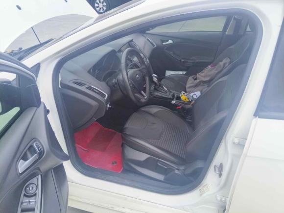 [成都·川G] 二手福特福克斯2017款 1.5T CTCC 白黑限量版