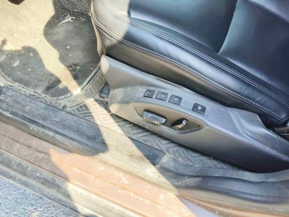 [上海·豫S] 二手沃尔沃沃尔沃XC602013款 T5 智雅版