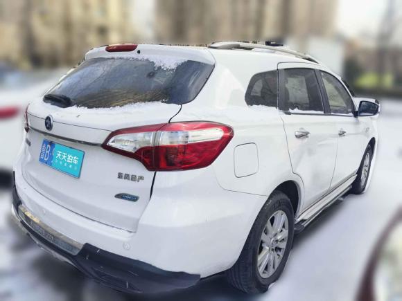 [青岛·鲁B] 二手启辰启辰T702015款 2.0L CVT睿行版