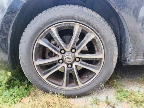 [上海·豫N] 二手东风风行风行S5002016款 1.6L CVT尊享型