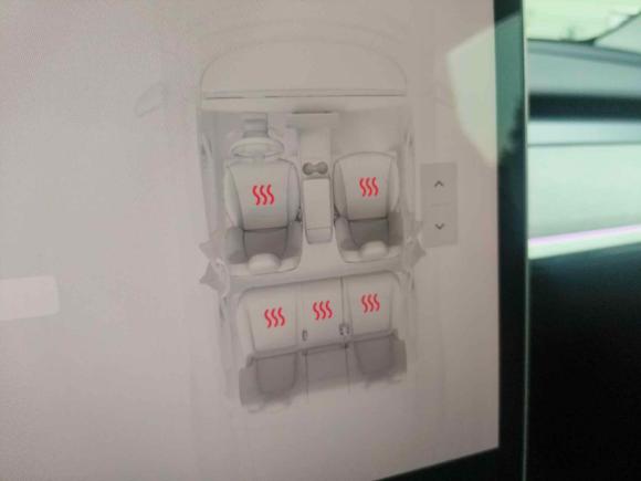 [广州·粤A] 二手特斯拉Model Y2023款 后轮驱动版