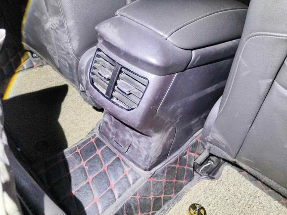 [南京·苏A] 二手福特蒙迪欧2013款 2.0L GTDi240豪华运动型