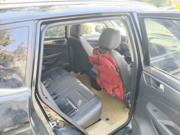 [无锡·苏B] 二手长安长安CS752016款 1.5T 手动锋尚型