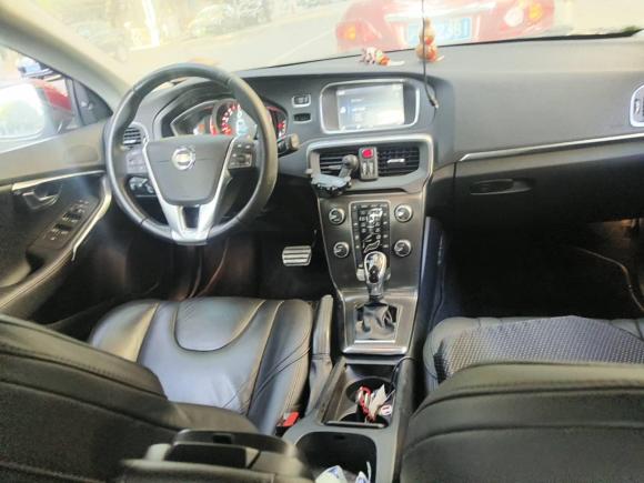 [上海·沪A] 二手沃尔沃沃尔沃V402013款 2.0T 智雅版