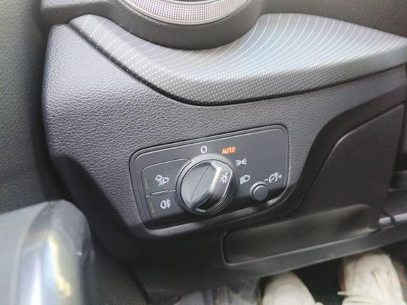 [广州·湘L] 二手奥迪奥迪Q2L2022款 35 TFSI 豪华动感型