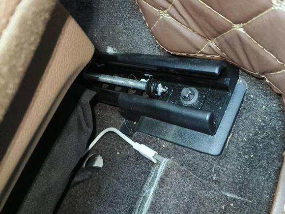 [深圳·粤S] 二手奔驰奔驰E级2023款 改款 E 260 L