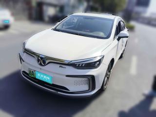 北京汽车北京EU52018款 R500 智风版「杭州二手车」「天天拍车」