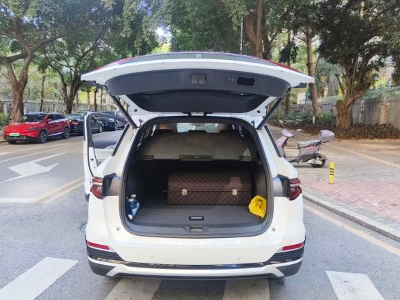 [深圳·粤B] 二手比亚迪宋Pro新能源2022款 DM-i 51km 尊贵型