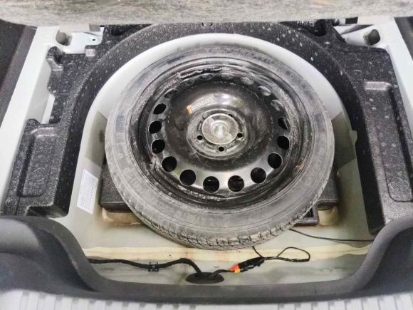 [广州·粤R] 二手别克威朗2015款 三厢 15S 自动领先型